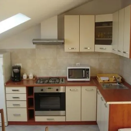 Tikvesa Apartament Novi Vinodolski