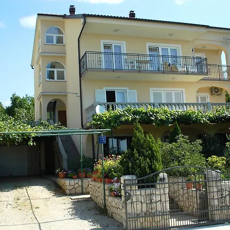 Apartment Tikvesa