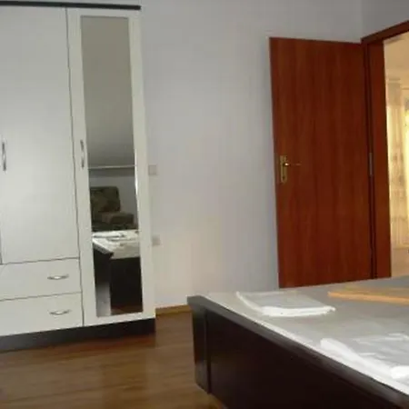 Tikvesa Novi Vinodolski